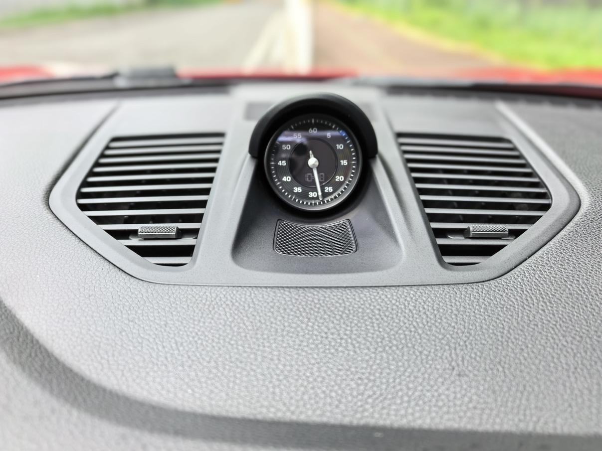 Porsche 911 2022 thumb 6