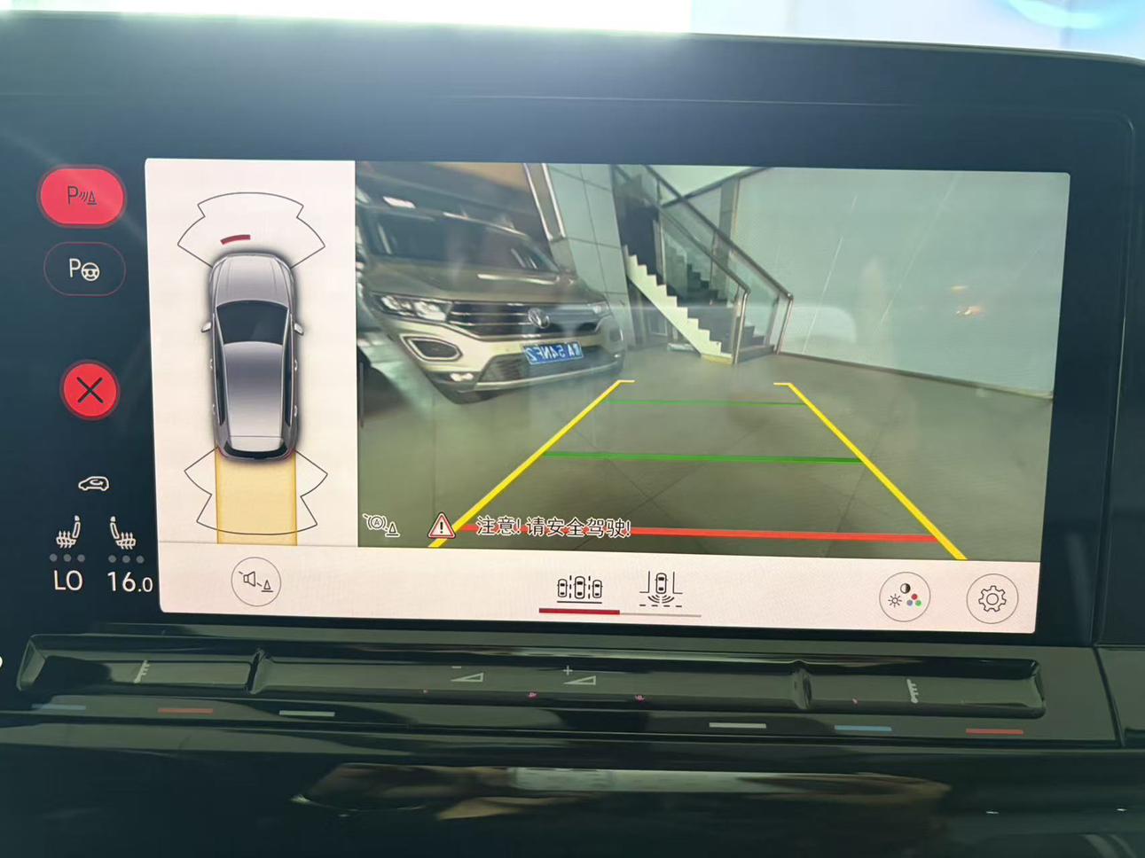 Volkswagen Golf Sportsvan 2022 thumb 6