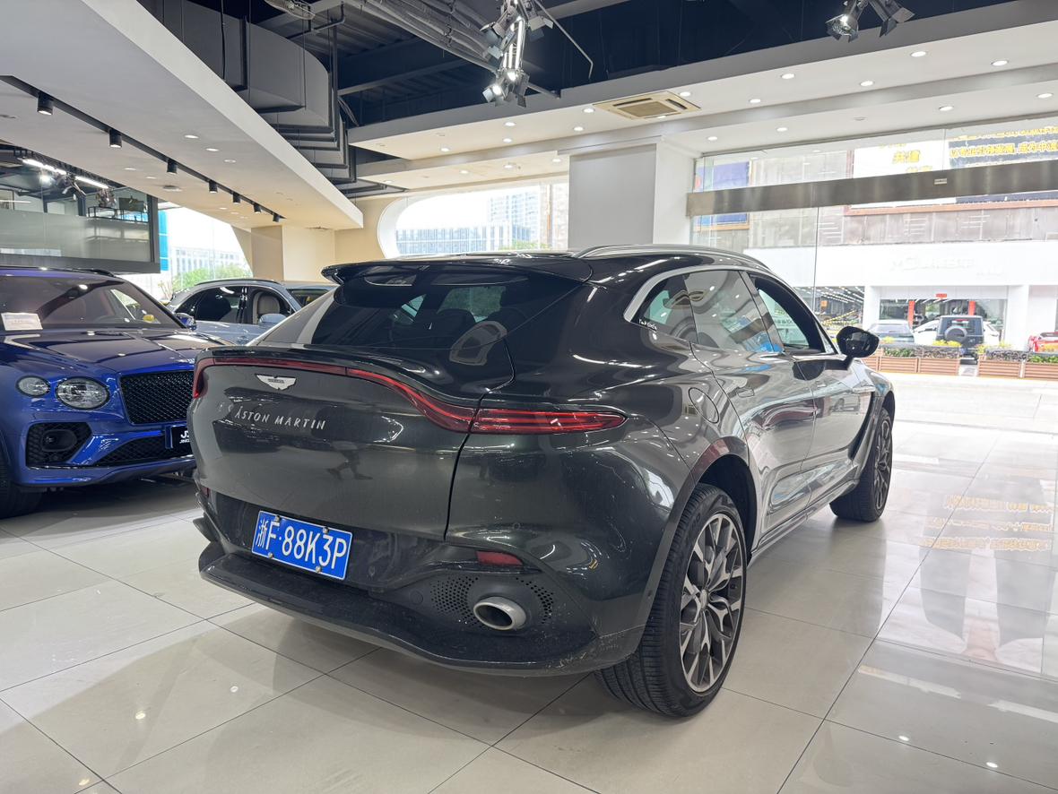 Aston Martin DBX 2024 thumb 2