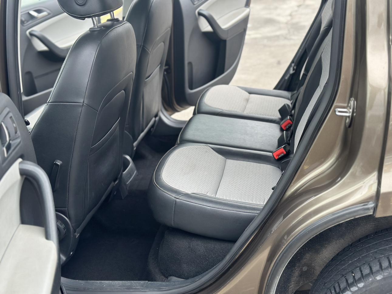 Skoda Yeti 2016 thumb 10