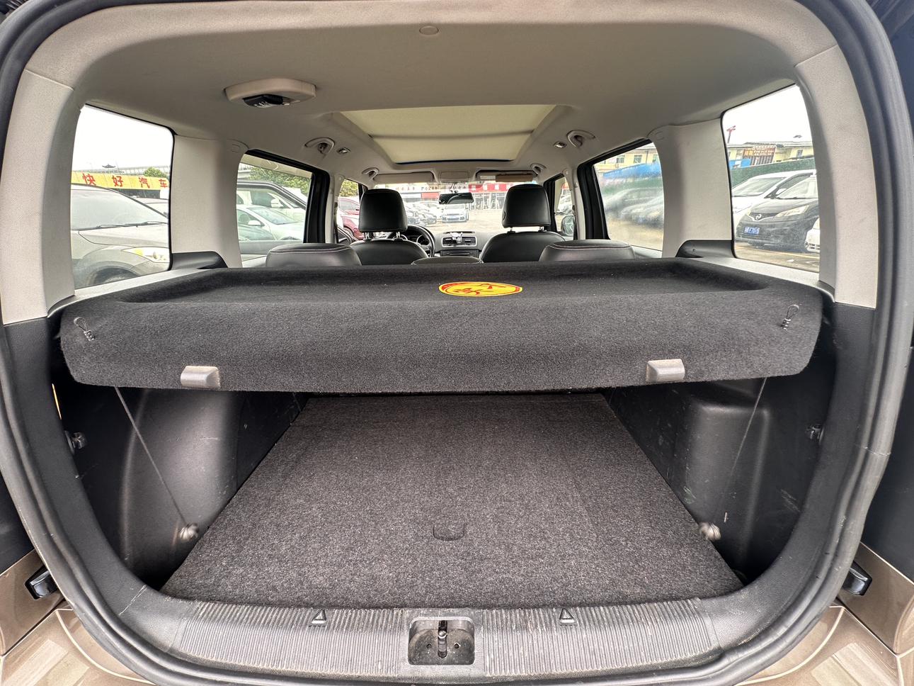 Skoda Yeti 2016 thumb 12