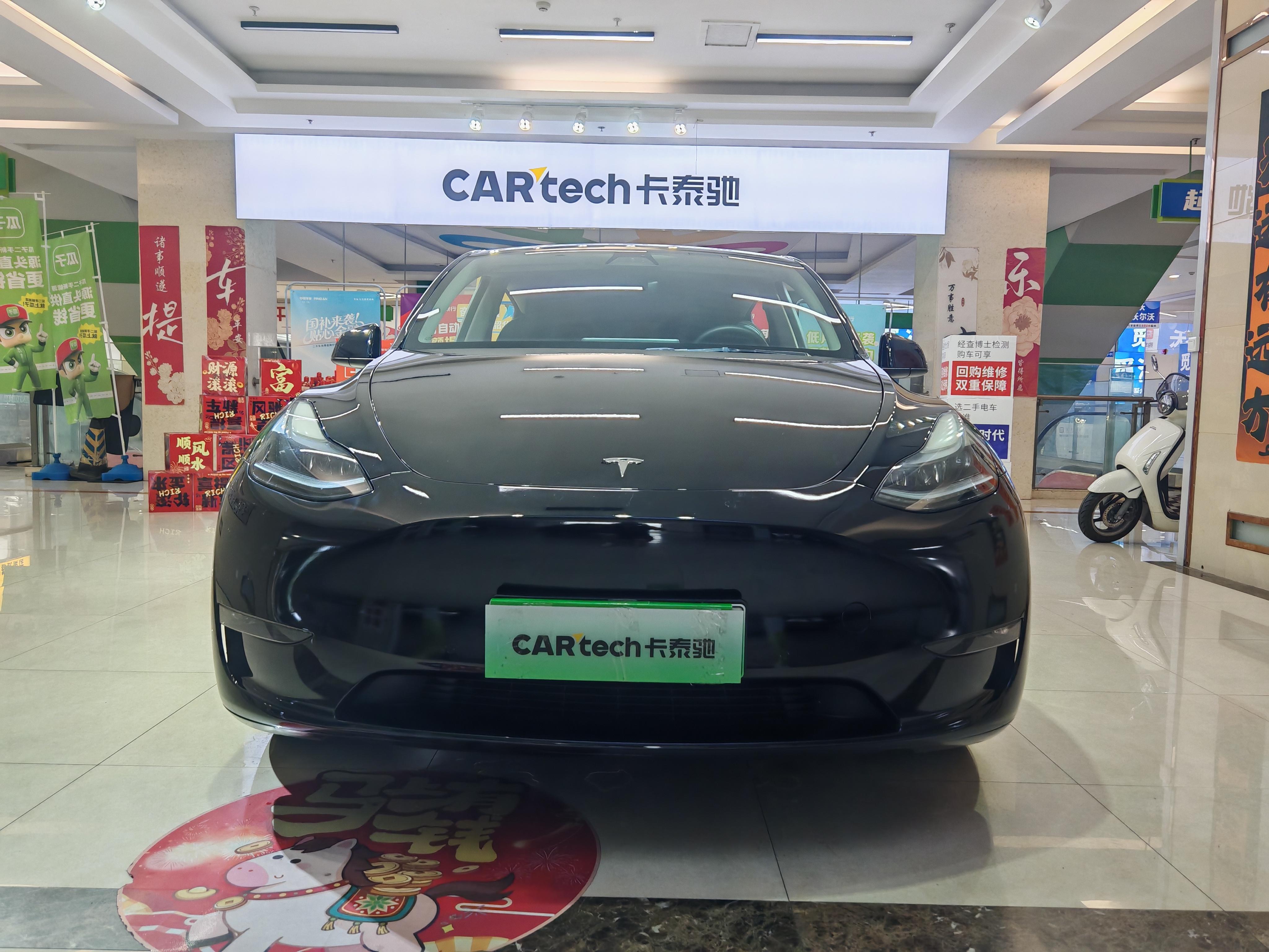 Tesla Model Y 2021 thumb 12