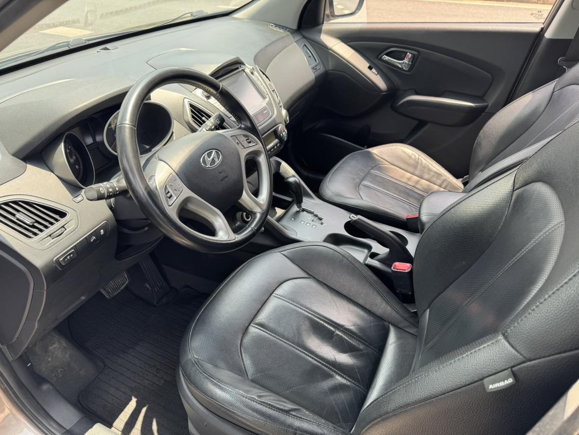 Hyundai ix35 2013 thumb 12