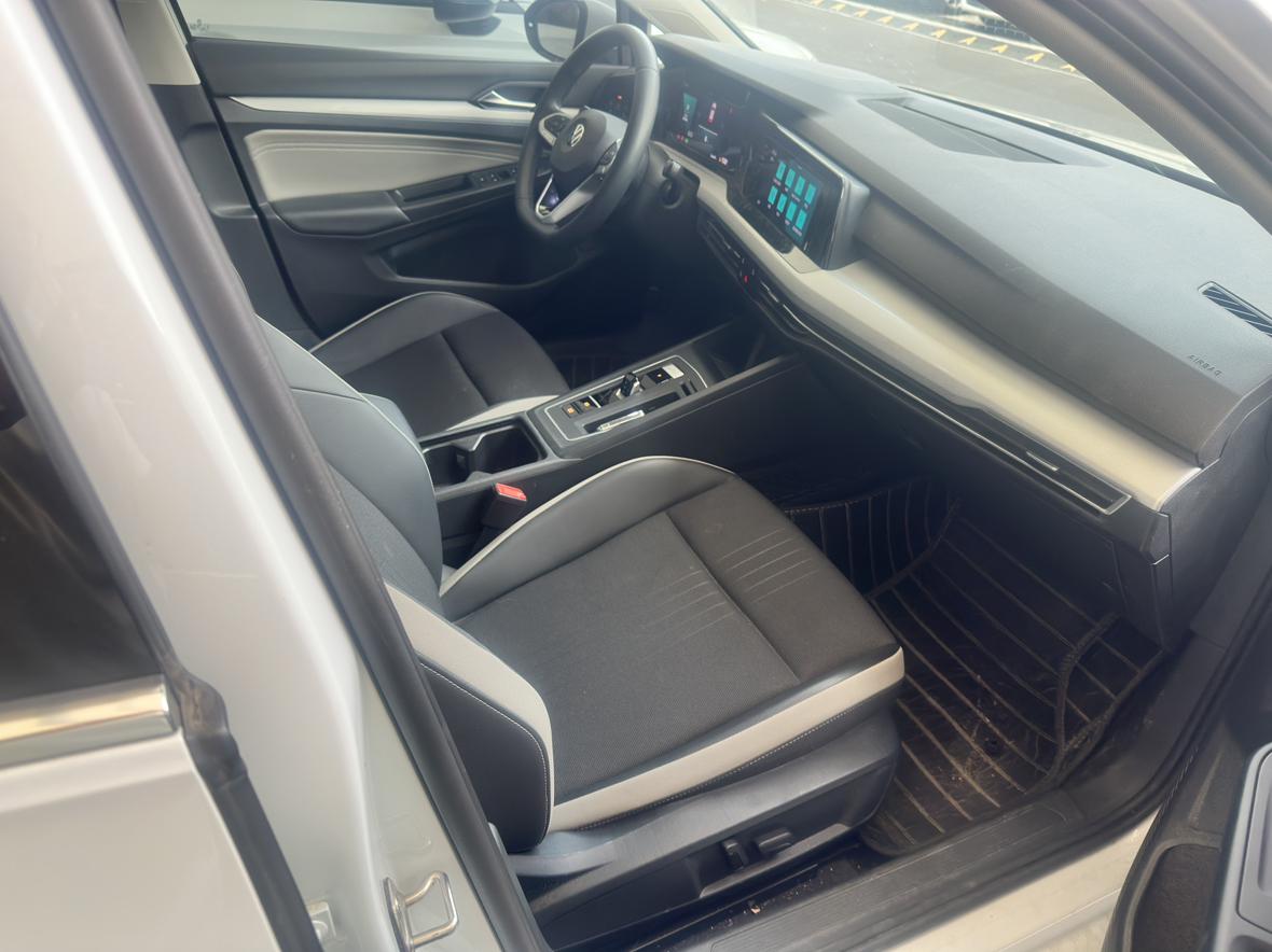 Volkswagen Golf Sportsvan 2021 thumb 6