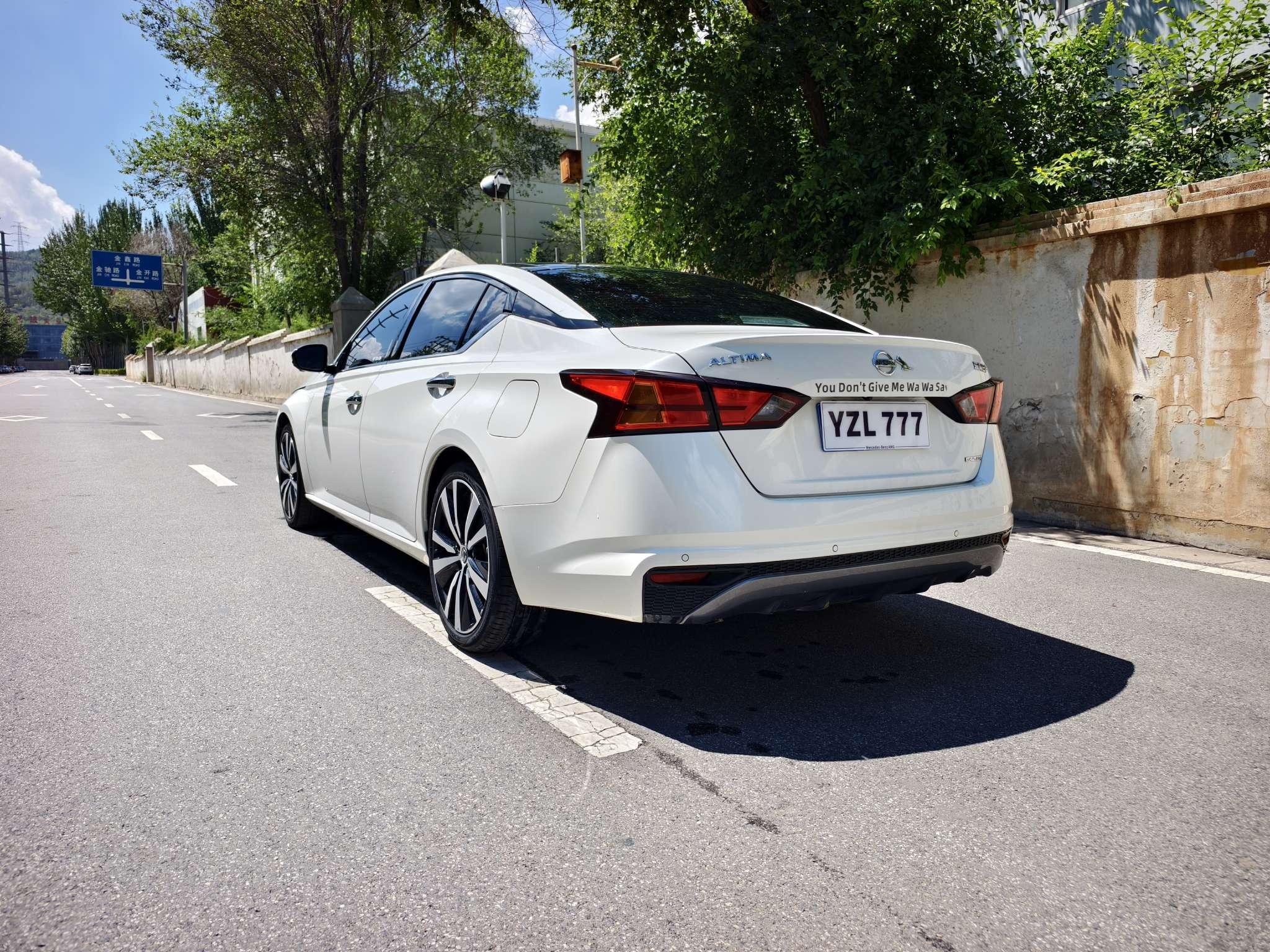 Nissan Altima 2021 thumb 2