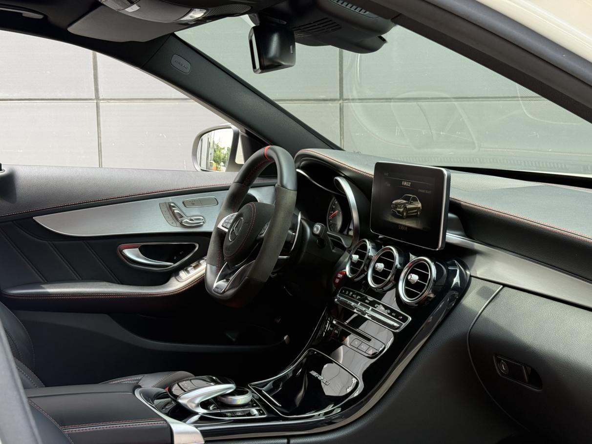 Mercedes-Benz C-Класс 2017 thumb 12