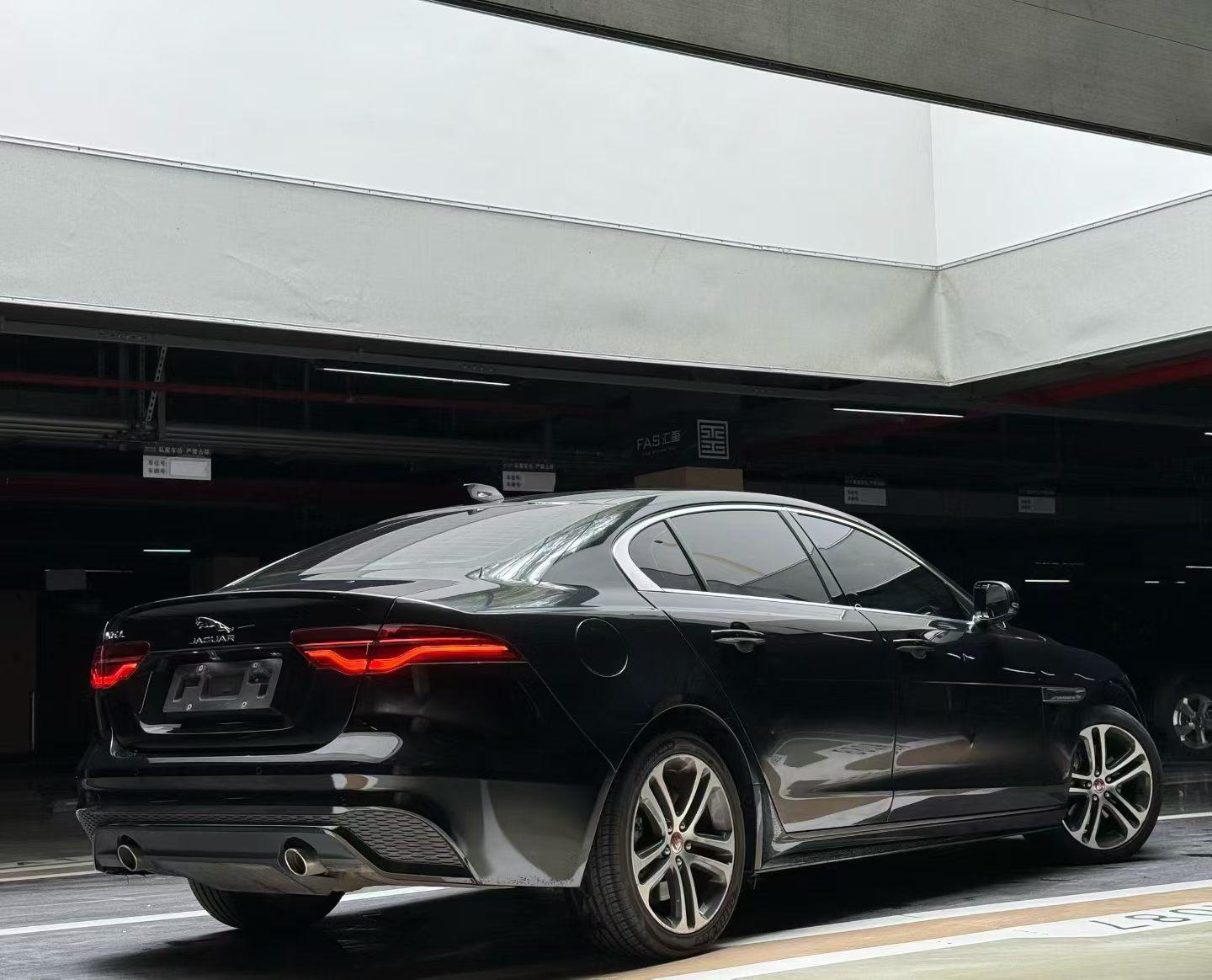 Jaguar XEL 2023 thumb 2