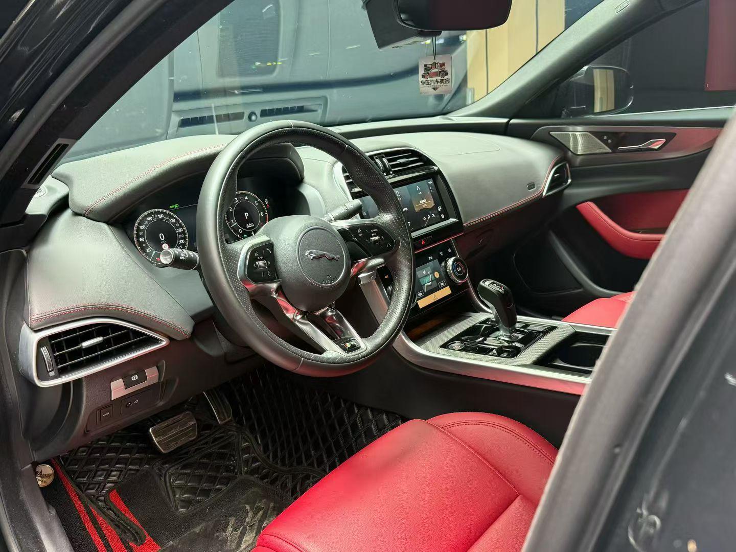 Jaguar XEL 2023 thumb 6