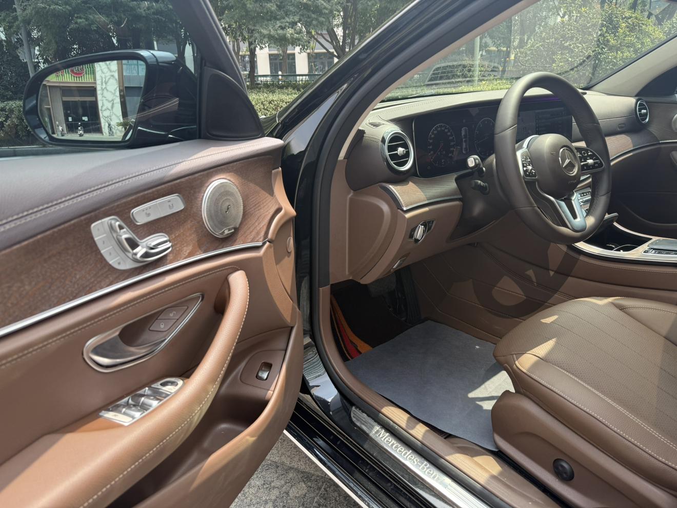Mercedes-Benz E-Класс 2019 thumb 7