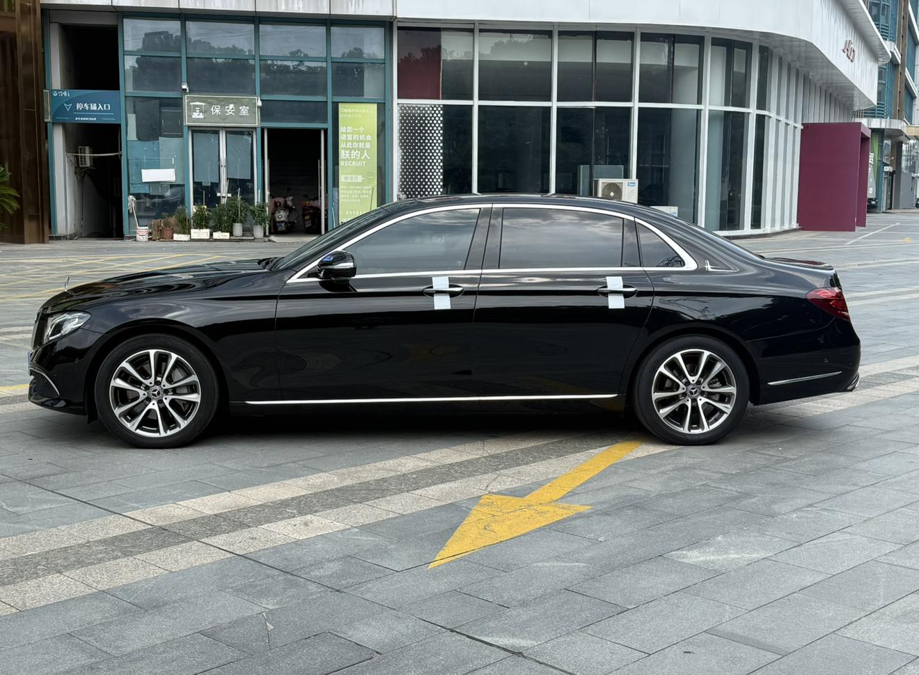 Mercedes-Benz E-Класс 2019 thumb 10