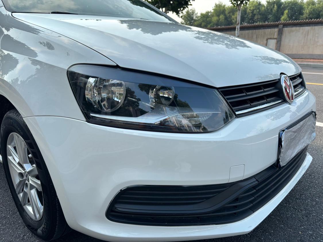 Volkswagen Polo 2016 thumb 9