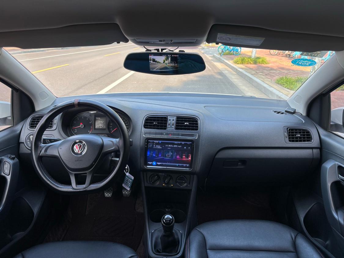 Volkswagen Polo 2016 thumb 10