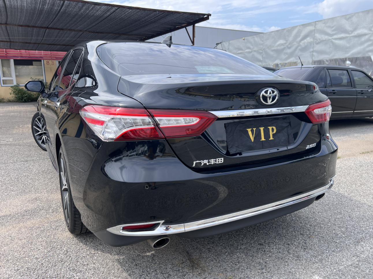 Toyota Camry 2023 thumb 3