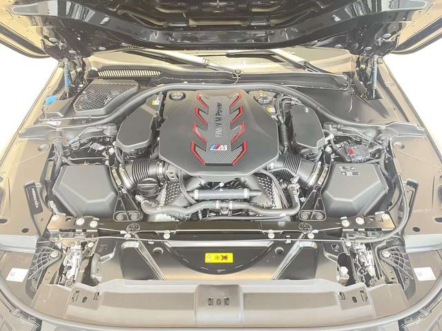 BMW M5 2025 thumb 4