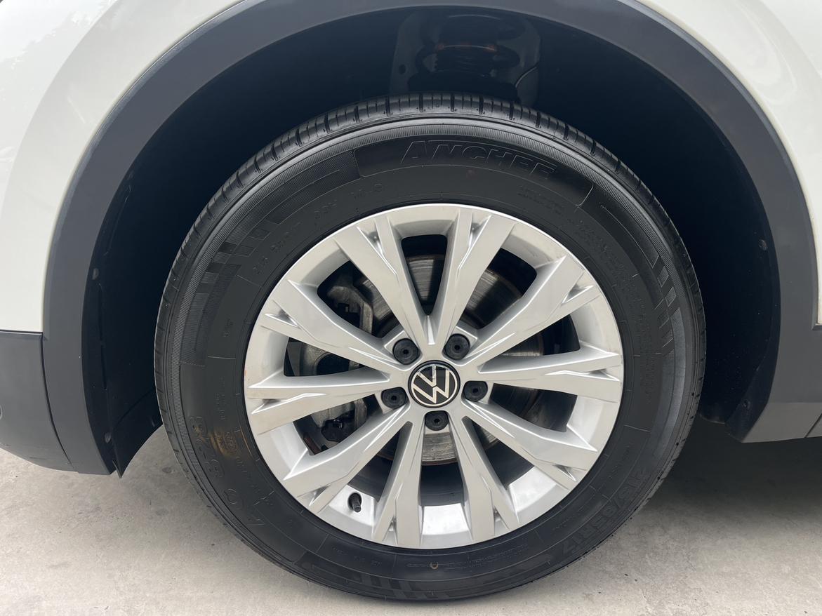 Volkswagen Tiguan 2024 thumb 6