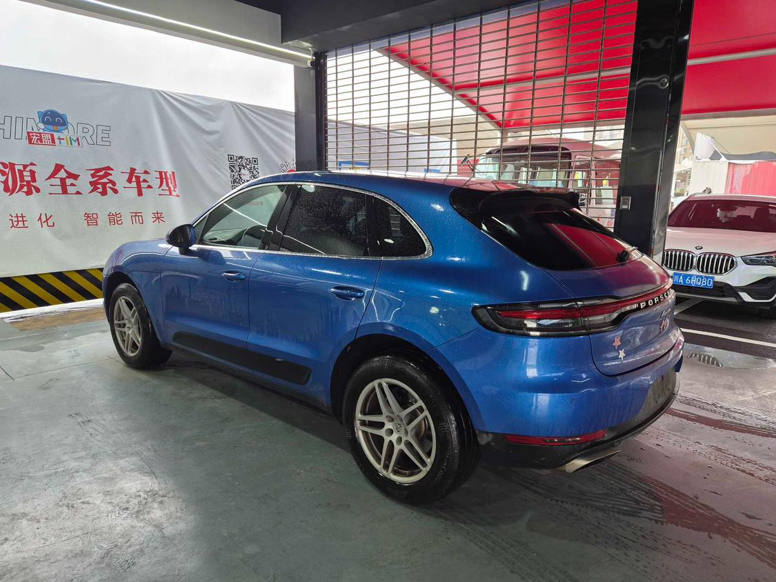 Porsche Macan 2018 thumb 2