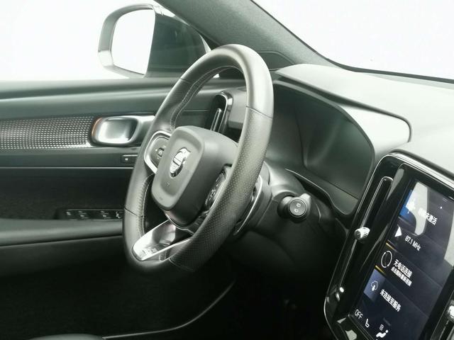 Volvo XC40 2020 thumb 8
