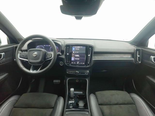 Volvo XC40 2020 thumb 10