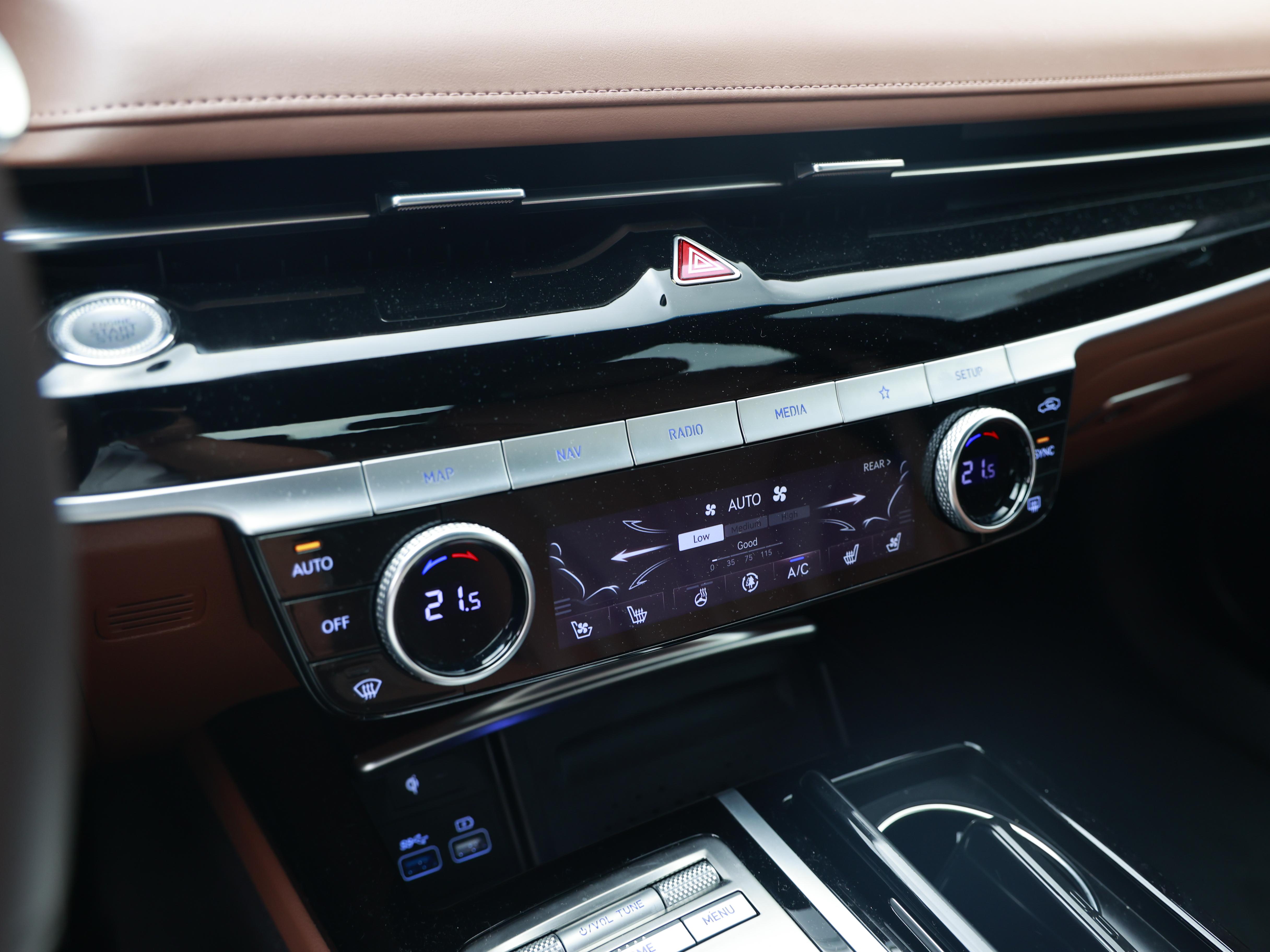 Genesis G80 2023 thumb 6