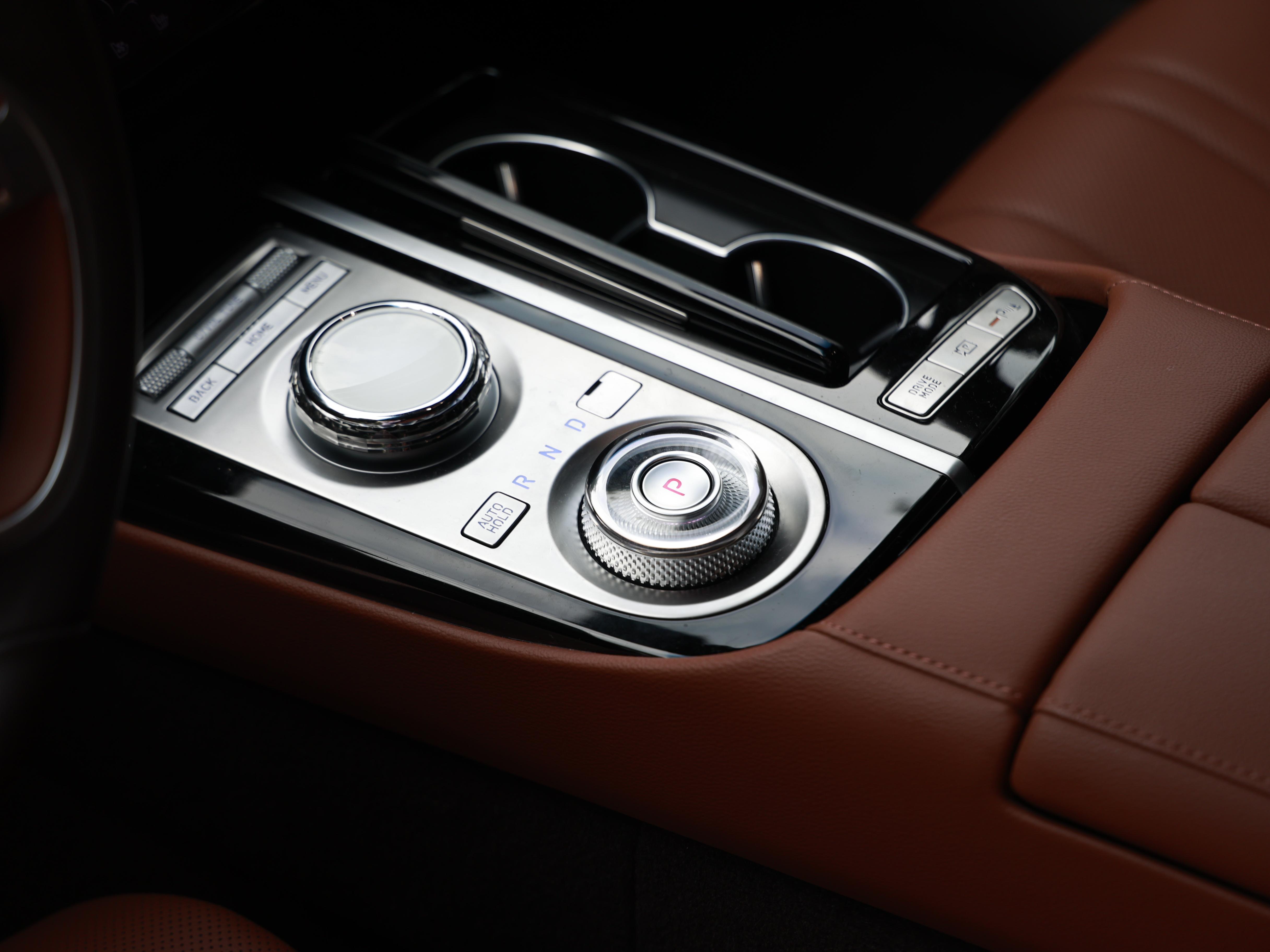 Genesis G80 2023 thumb 10