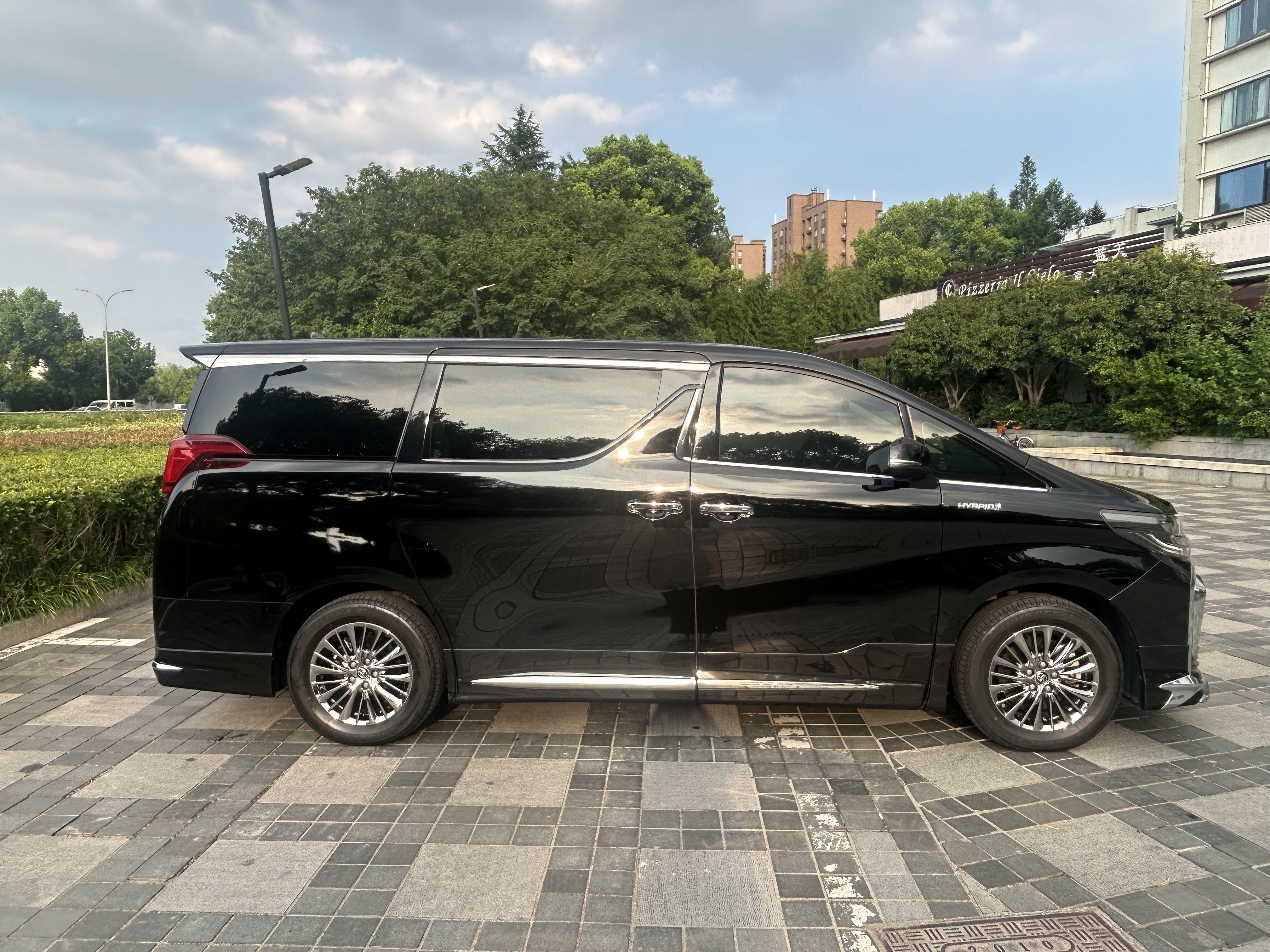 Toyota Alphard 2021 thumb 6