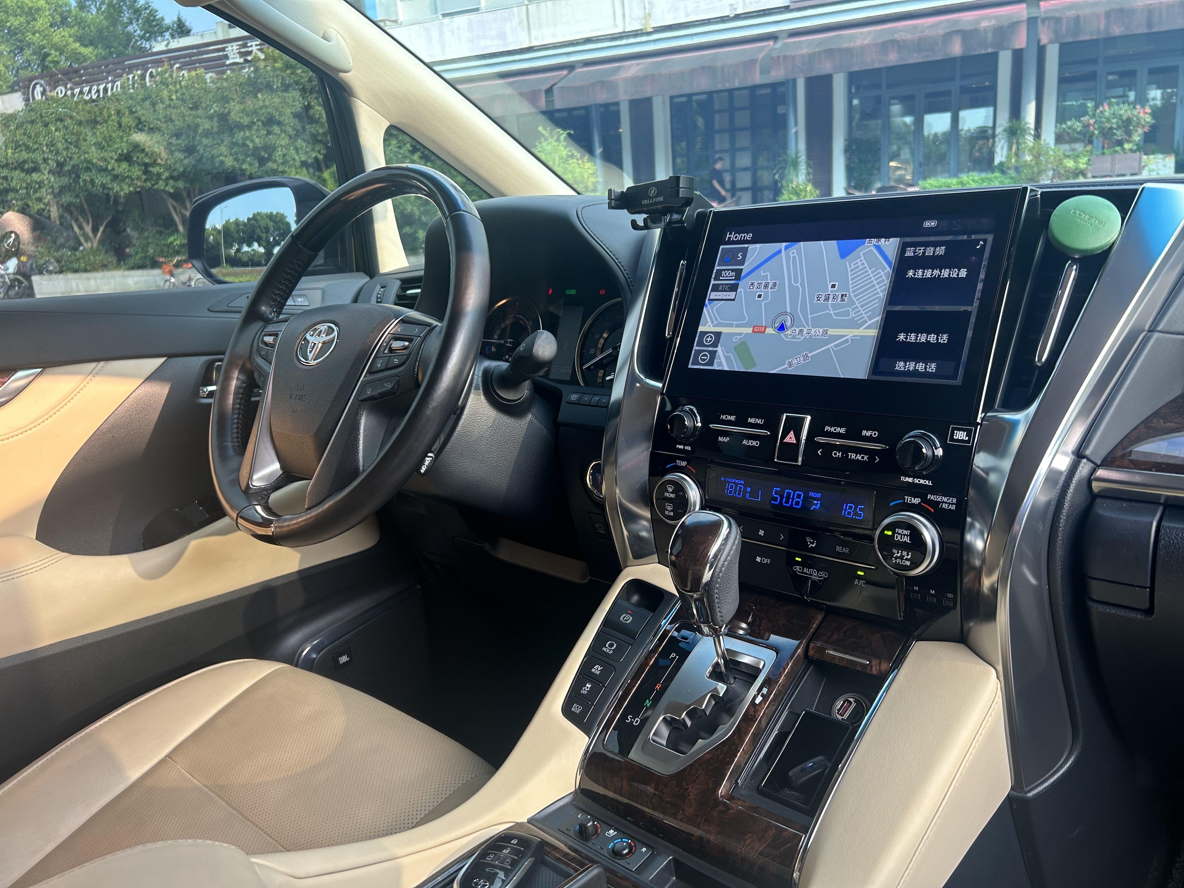 Toyota Alphard 2021 thumb 10