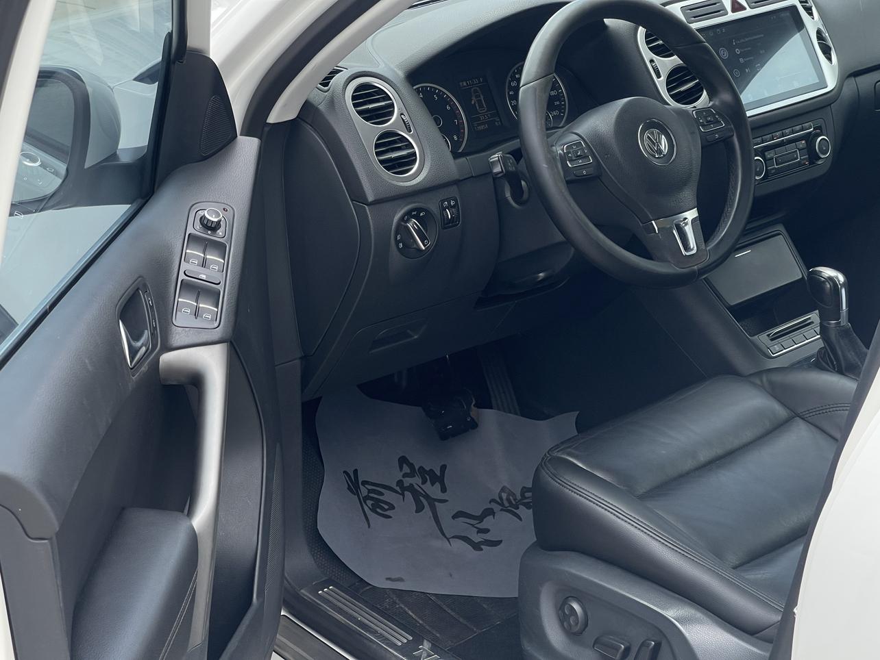 Volkswagen Tiguan 2012 thumb 6
