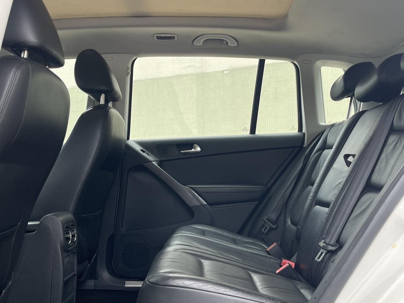 Volkswagen Tiguan 2012 thumb 7