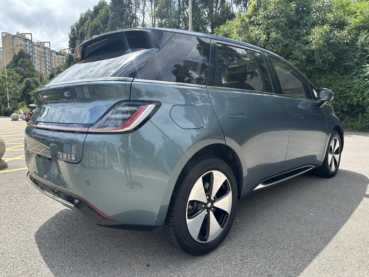 Baojun Yun Duo 2023 thumb 3