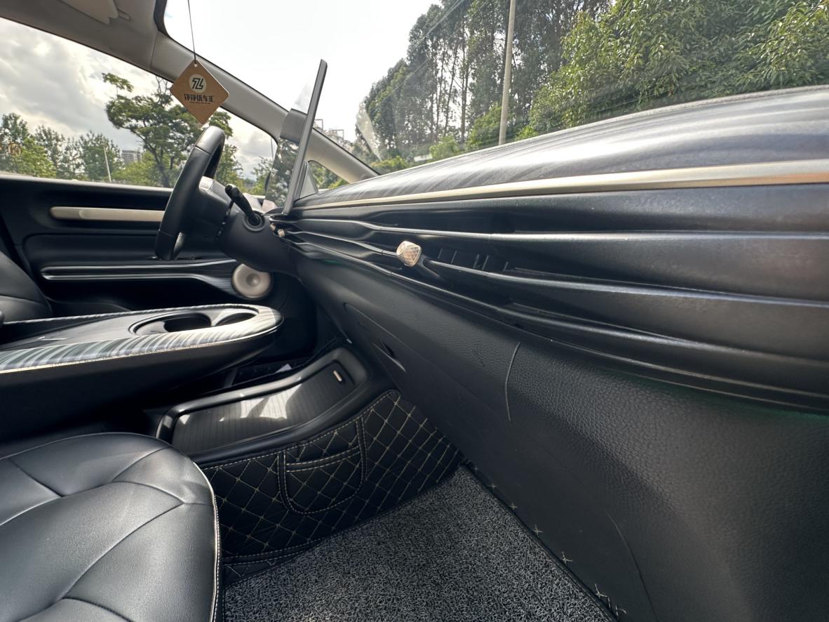 Baojun Yun Duo 2023 thumb 7