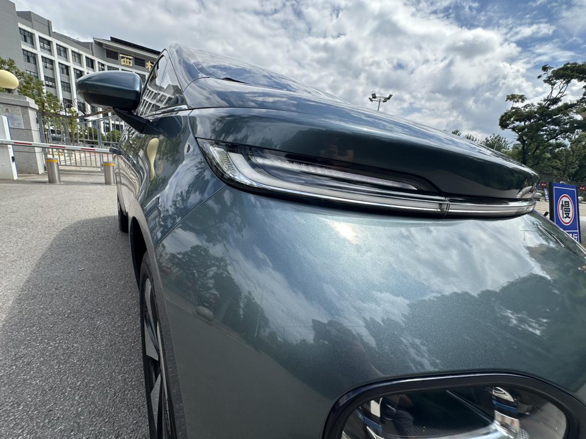 Baojun Yun Duo 2023 thumb 8