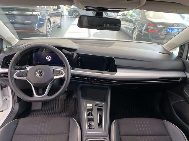 Volkswagen Golf Sportsvan 2024 thumb 6