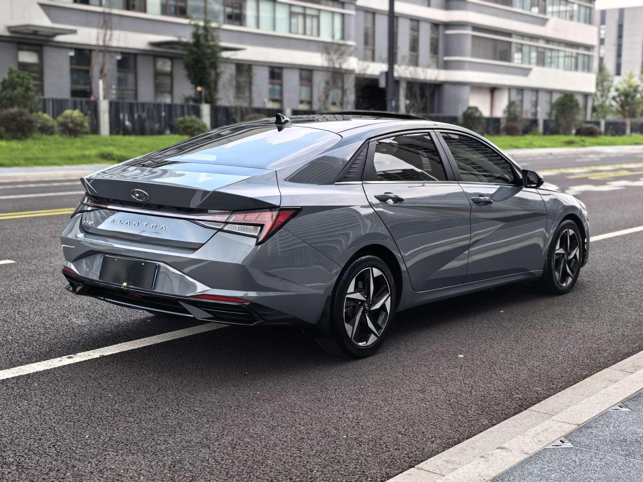 Hyundai Elantra 2022 thumb 5