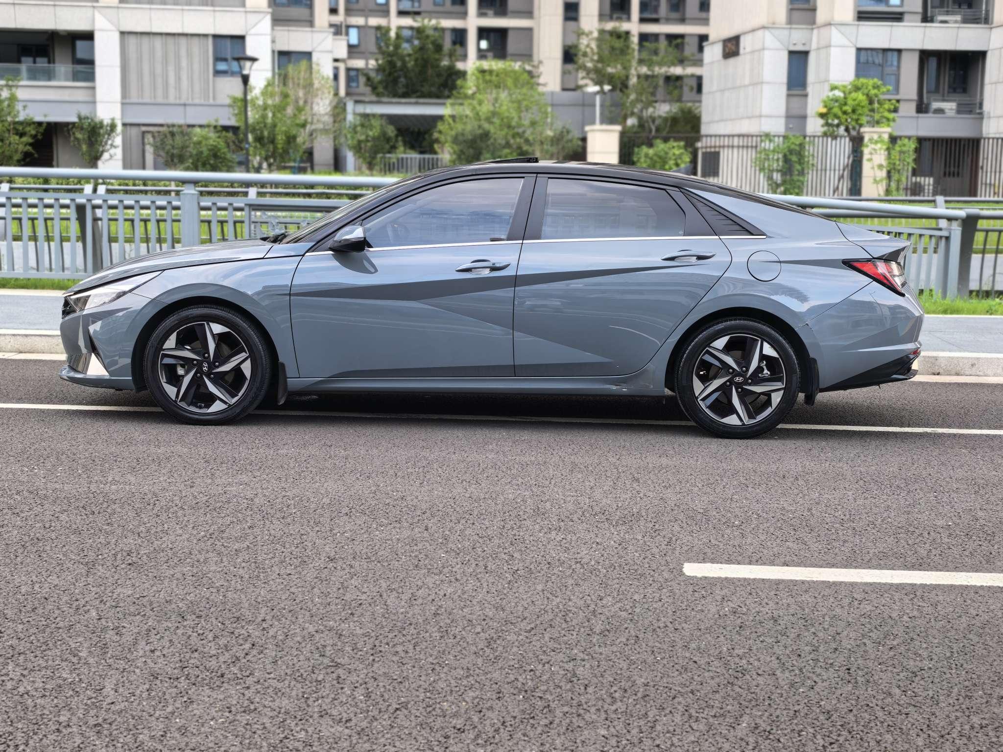 Hyundai Elantra 2022 thumb 12