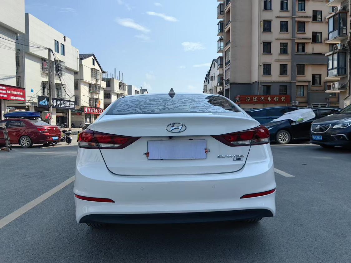Hyundai Elantra 2016 thumb 12