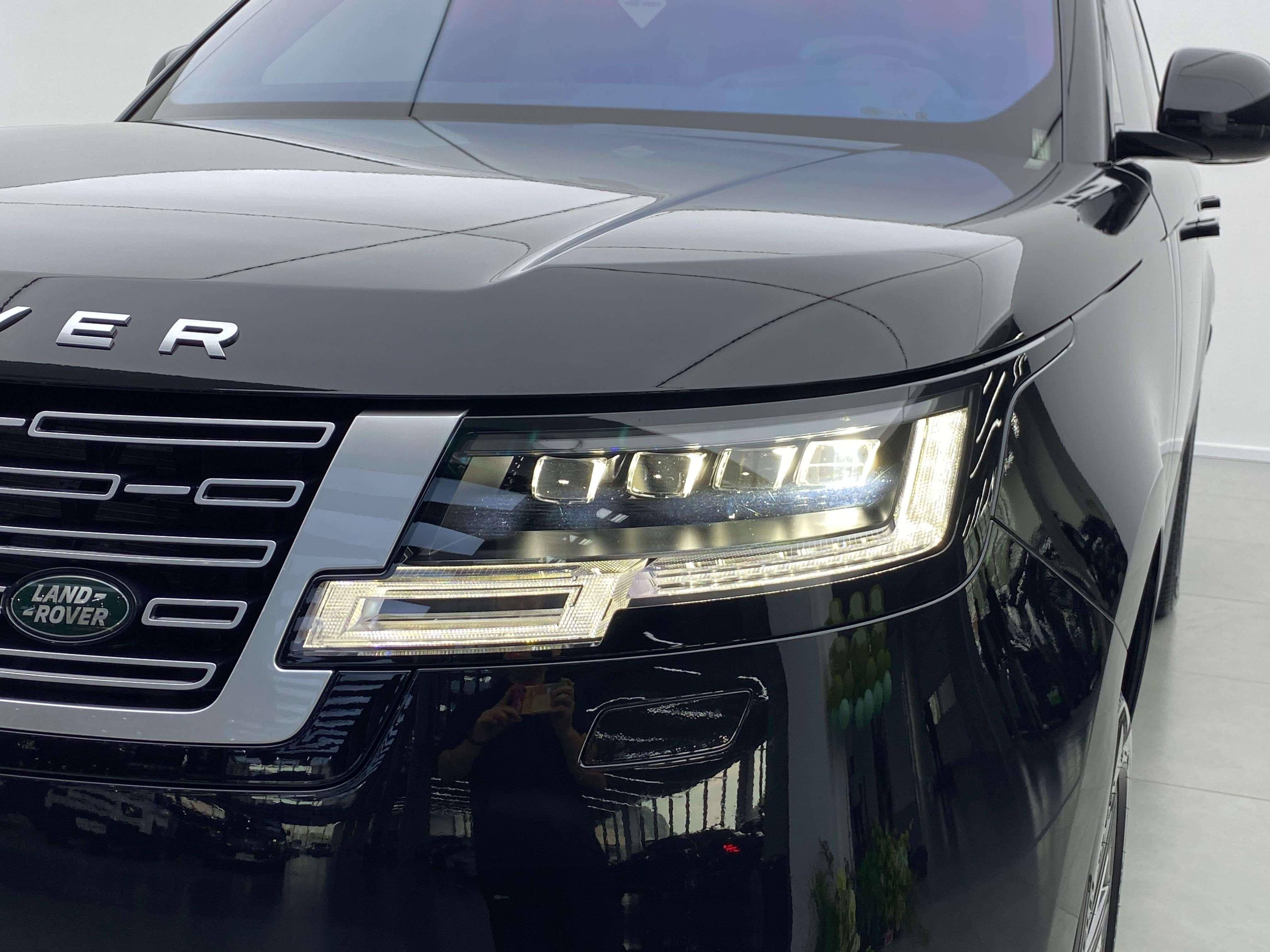 Land Rover Range Rover 2025 thumb 4