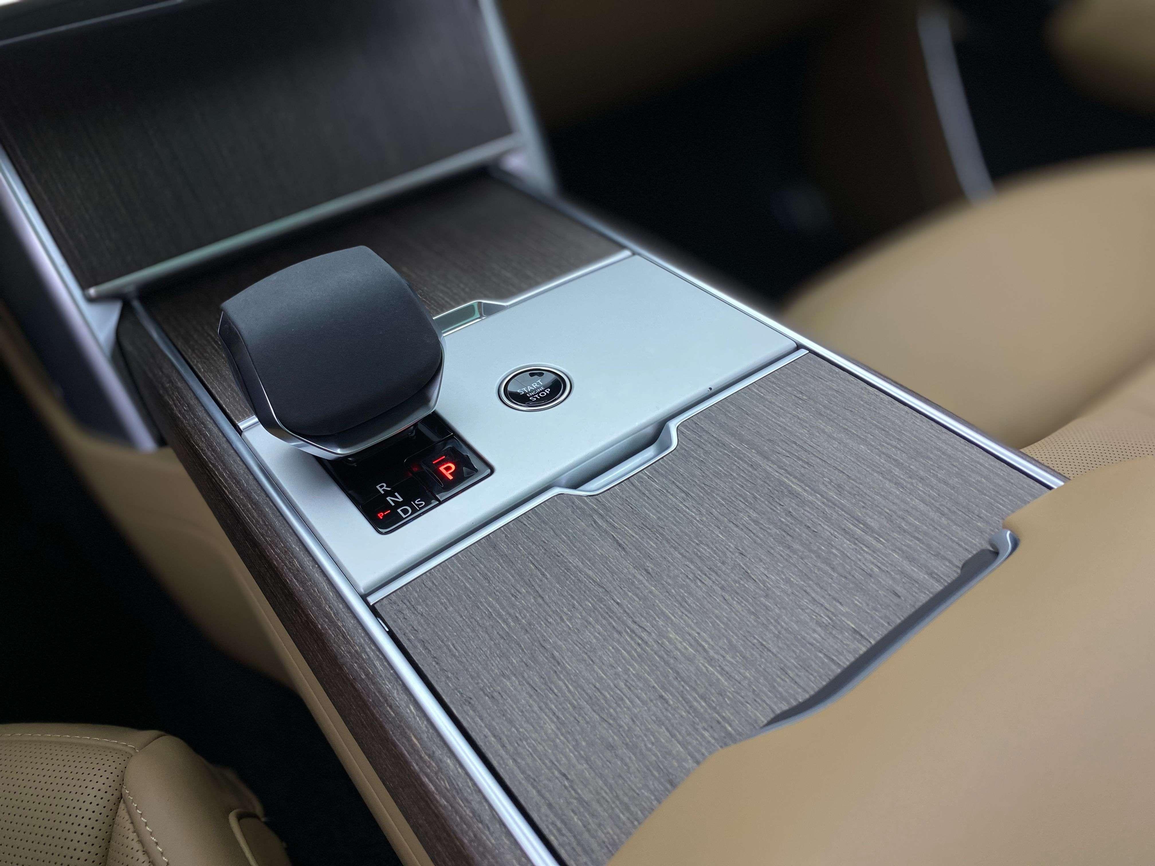 Land Rover Range Rover 2025 thumb 12