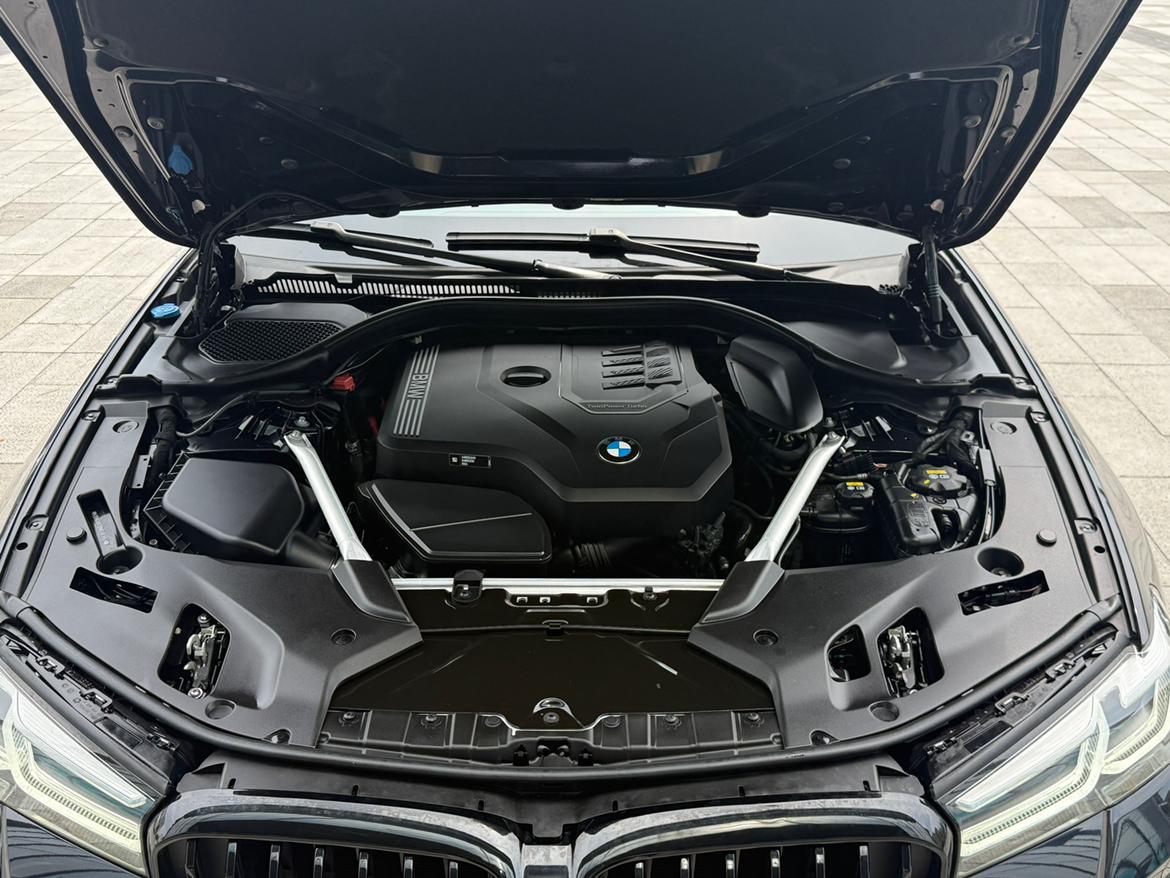 BMW 5 серии 2022 thumb 6