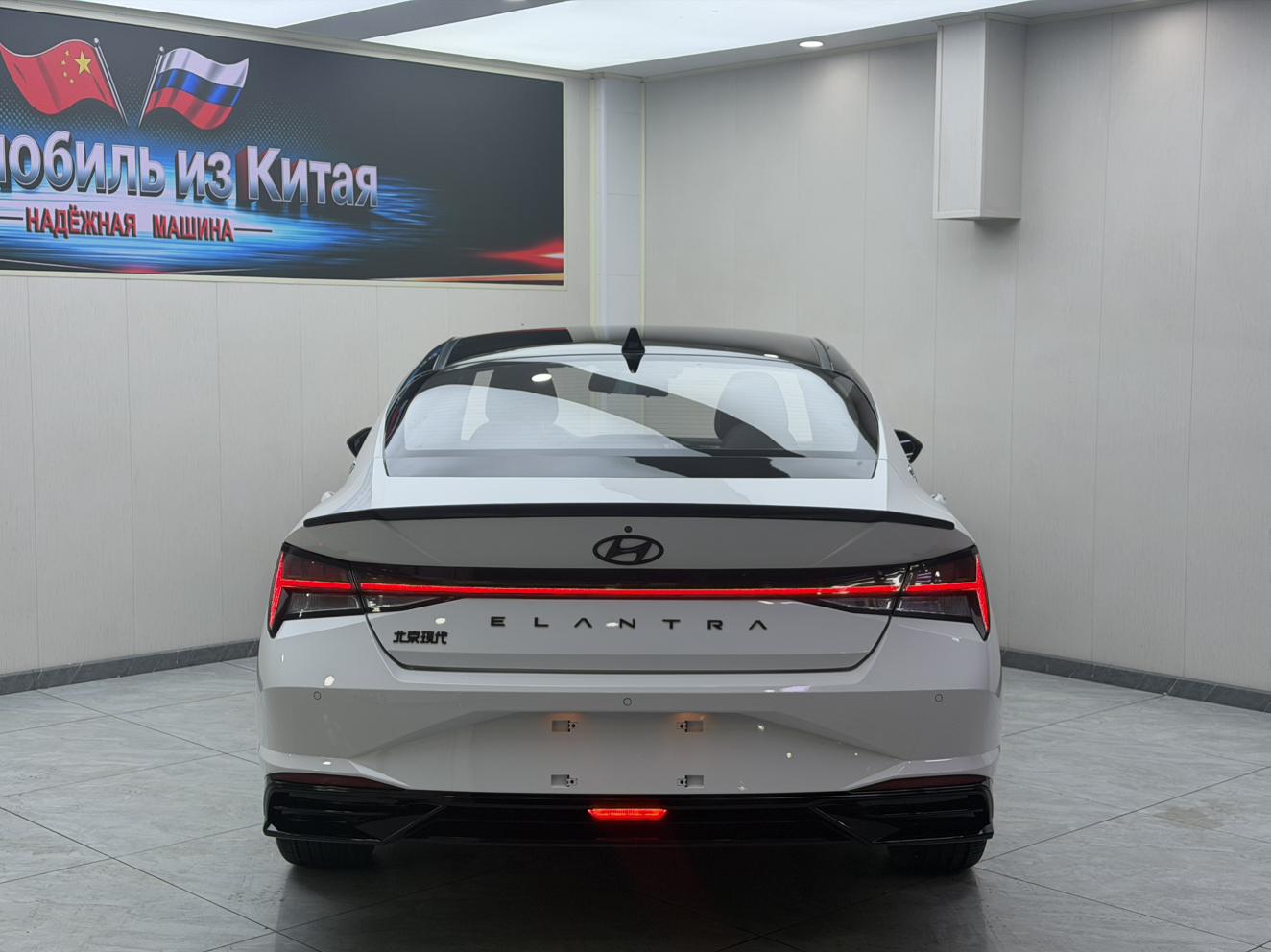 Hyundai Elantra 2022 thumb 3