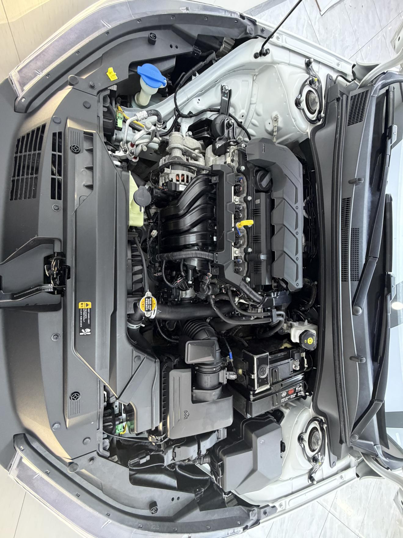 Hyundai Elantra 2022 thumb 5