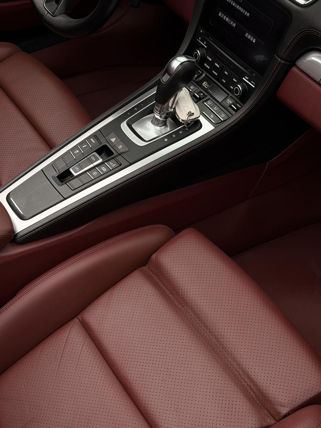 Porsche 718 2018 thumb 5