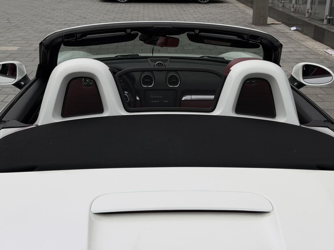 Porsche 718 2018 thumb 6