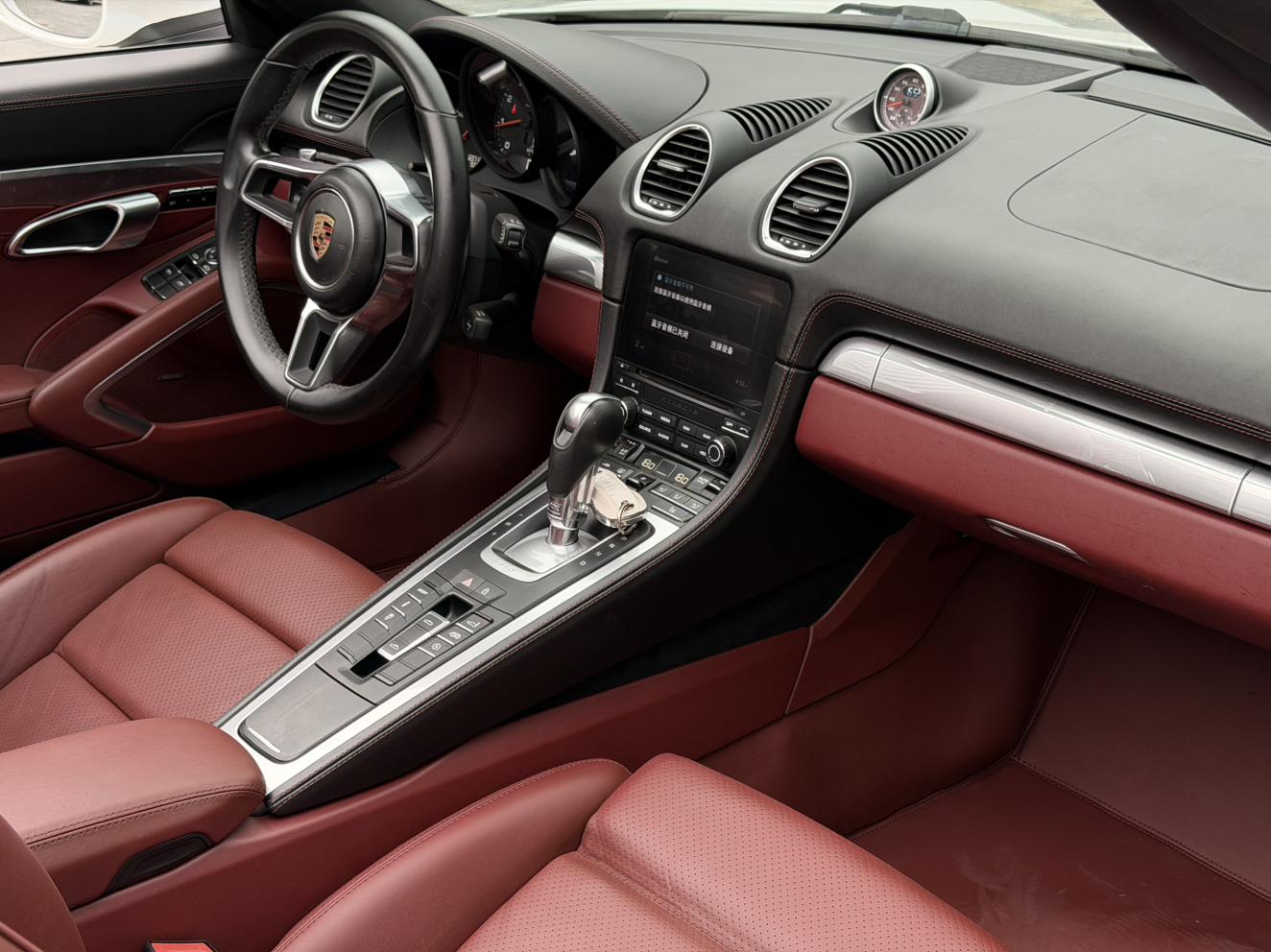 Porsche 718 2018 thumb 12