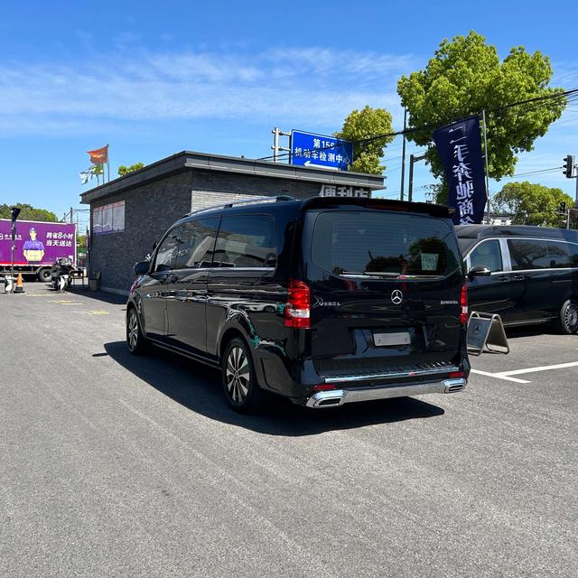 Mercedes-Benz Wei Ting 2021 thumb 2
