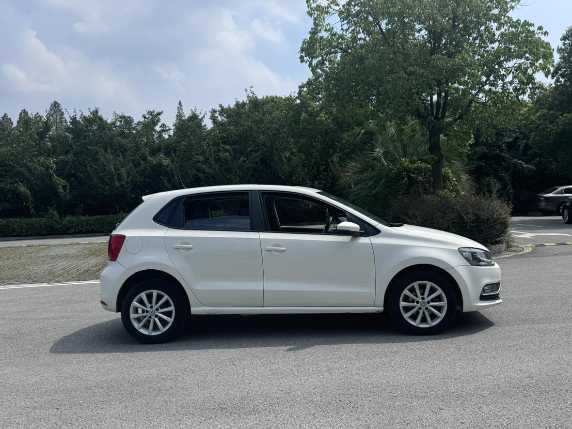 Volkswagen Polo 2016 thumb 6
