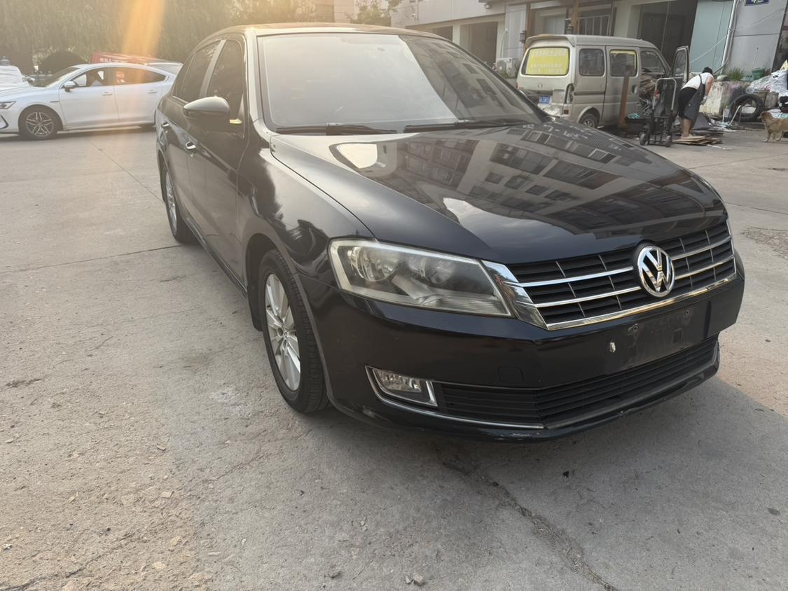 Volkswagen Lavida XR 2013 thumb 10