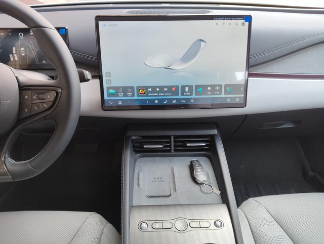 BYD 06DM 2025 thumb 3