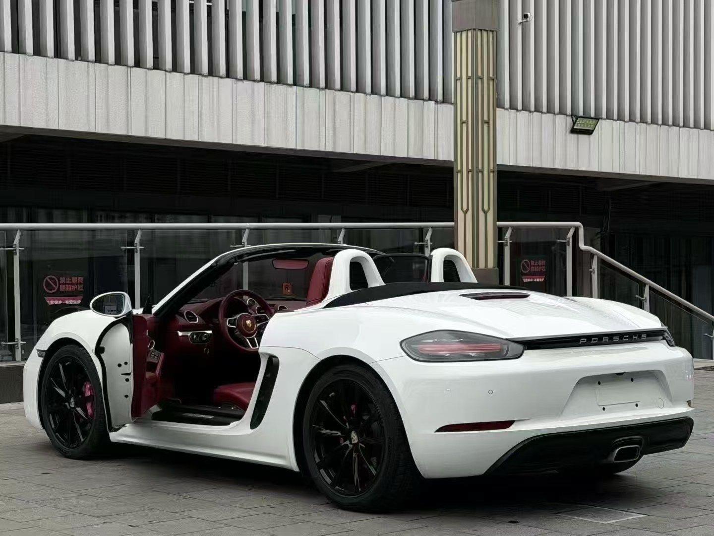 Porsche 718 2023 thumb 2