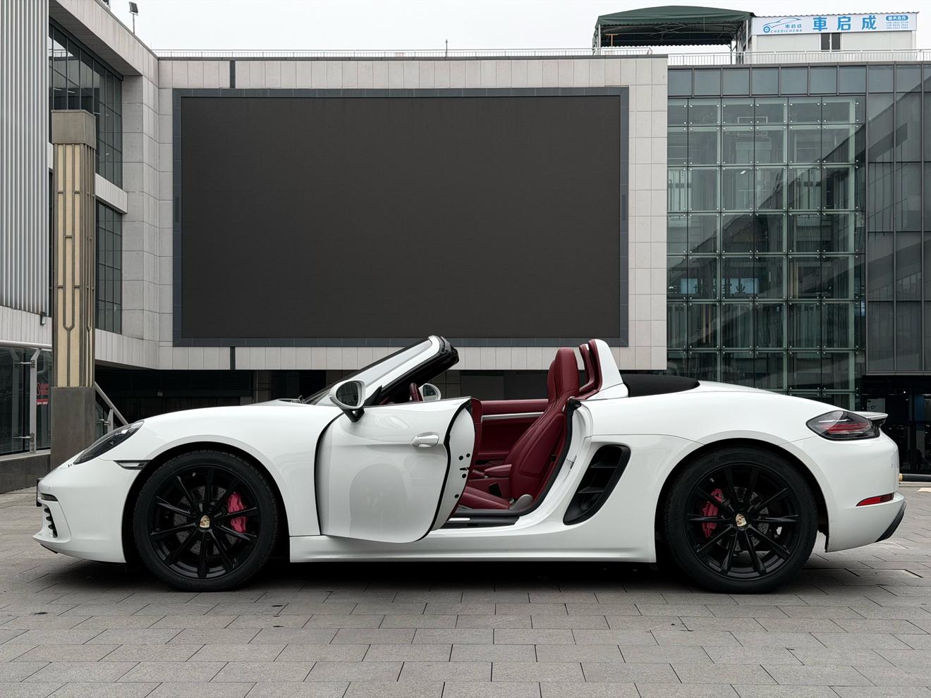 Porsche 718 2023 thumb 8