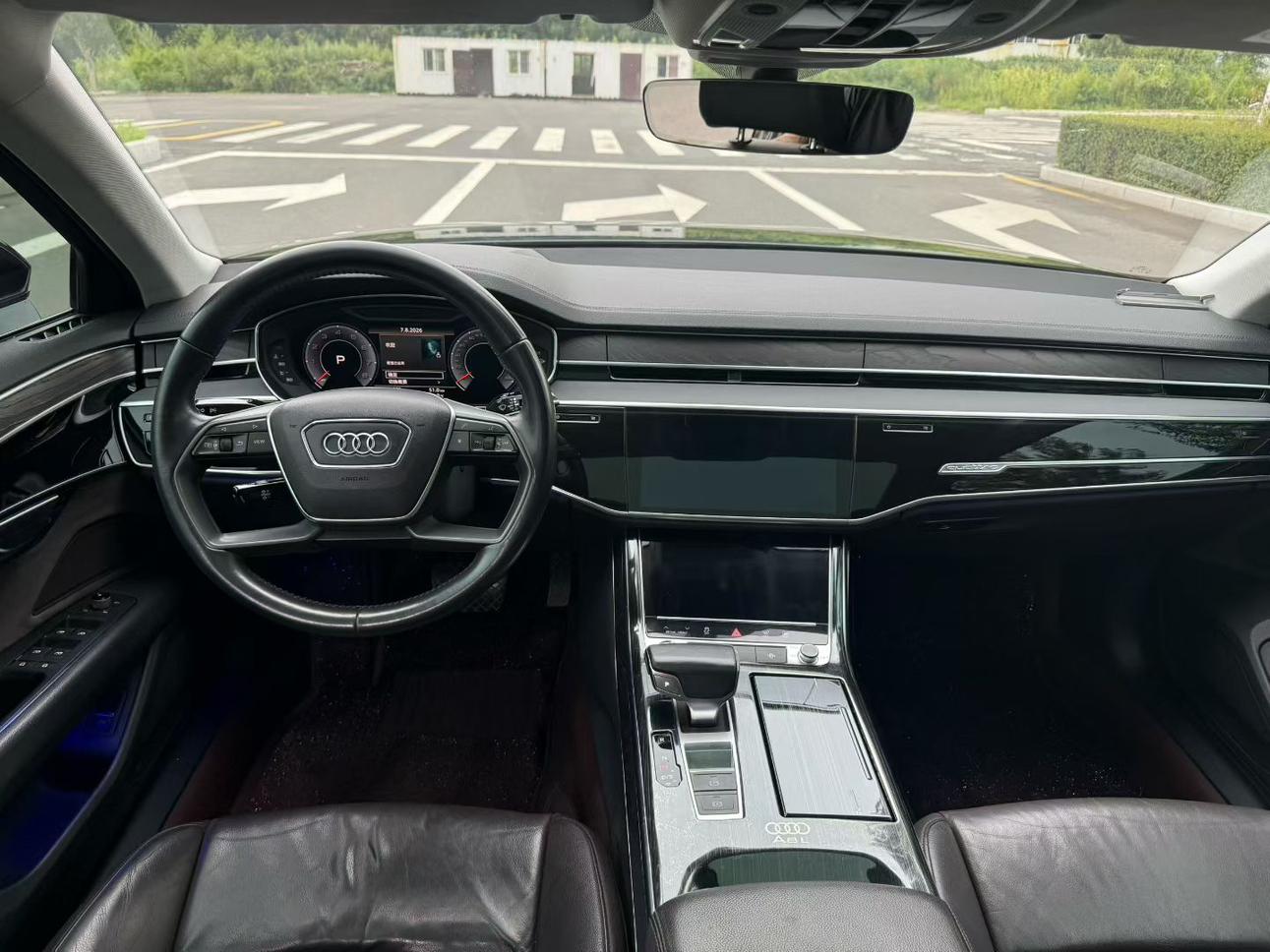 Audi A8 2018 thumb 5